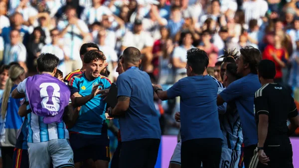 ¡Sin filtro! La picante respuesta de Dani Olmo a Ayala tras polémica en el Mundial 2026