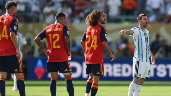 Revelaron nuevo video de las explosivas palabras que Messi le habría dicho a Cucurella Revelaron nuevo video de las explosivas palabras que Messi le habría dicho a Cucurella
