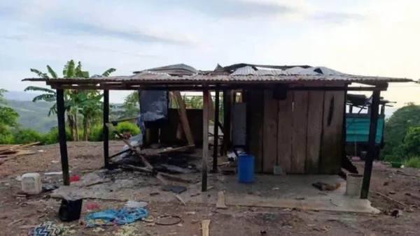 Ataque con dron explosivo dejó un herido y una vivienda destruida en El Tarra, Norte de Santander Ataque con dron explosivo dejó un herido y una vivienda destruida en El Tarra, Norte de Santander