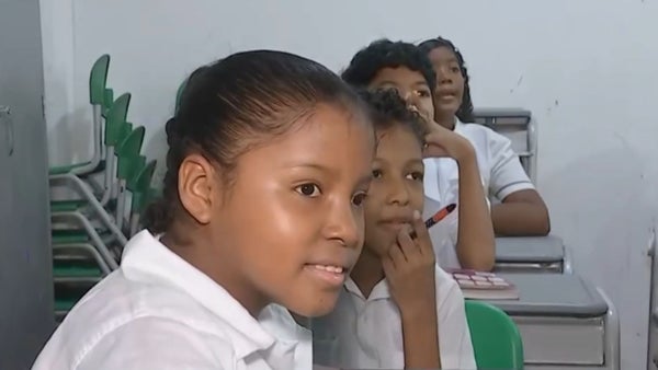 Dani Zúñiga, la estudiante con ceguera total que dejó atrás una casa de zinc y ahora tiene un hogar digno