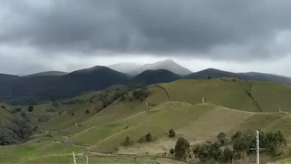 Ceniza del volcán Puracé afecta salud y economía de más de 3.600 familias Ceniza del volcán Puracé afecta salud y economía de más de 3.600 familias