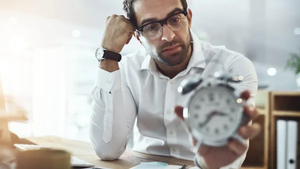 Reforma laboral en Colombia: cómo las pymes están financiando el aumento de hasta un 30% en costos de nómina Reforma laboral en Colombia: cómo las pymes están financiando el aumento de hasta un 30% en costos de nómina