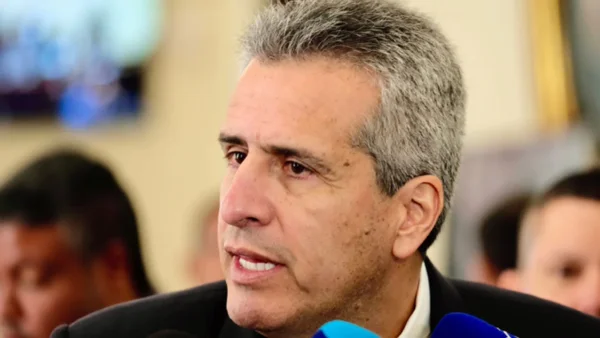 Corte Suprema ordena dejar en libertad de Luis Fernando Velasco, exministro salpicado por el caso UNGRD Corte Suprema ordena dejar en libertad de Luis Fernando Velasco, exministro salpicado por el caso UNGRD