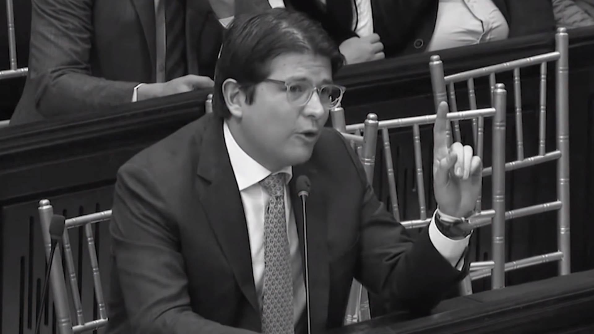 Un año Miguel Uribe