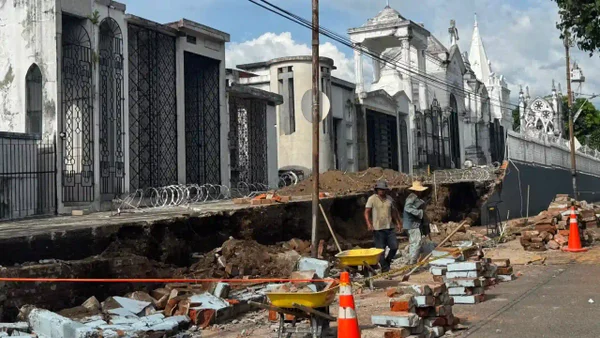 Alerta de emergencia sanitaria por exposición de restos humanos en cementerio de Pereira tras terremoto Alerta de emergencia sanitaria por exposición de restos humanos en cementerio de Pereira tras terremoto