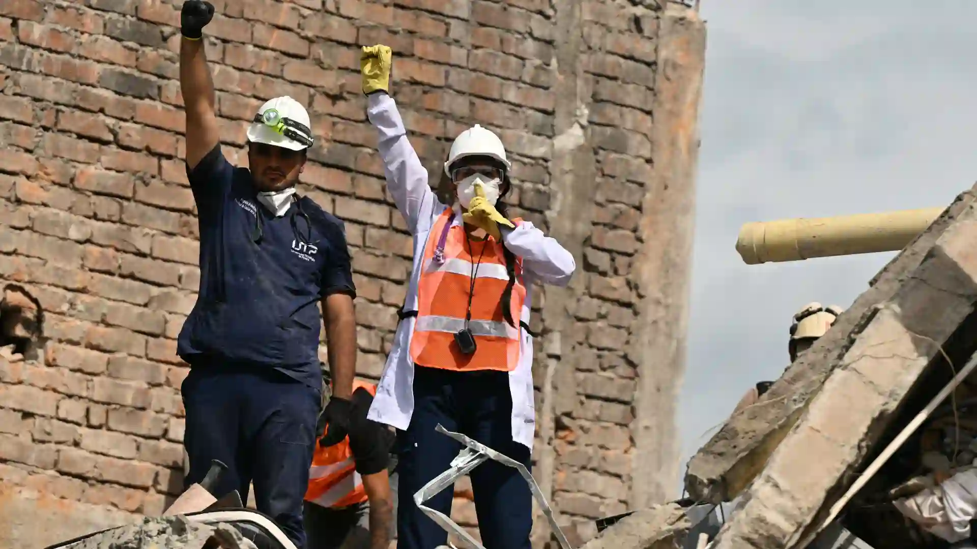 ¿Tiene o no Colombia equipos certificados de búsqueda y rescate para emergencias de alto impacto?