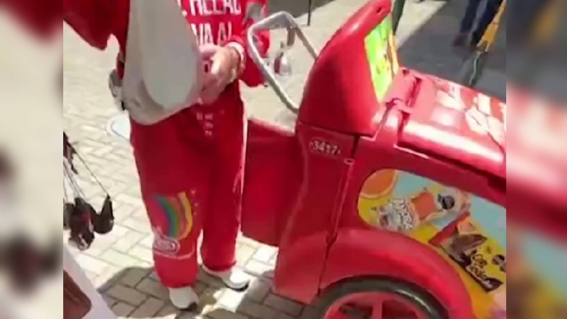 Vendedor de helados solidario