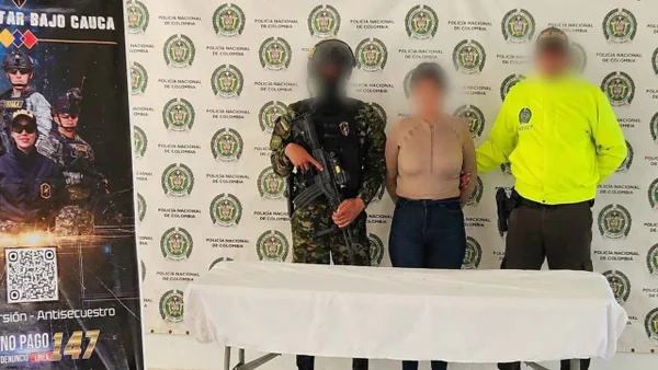 Cayó mujer que reclutaba menores de edad para el Clan del Golfo en Caucasia Cayó mujer que reclutaba menores de edad para el Clan del Golfo en Caucasia