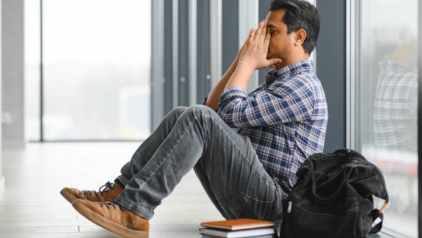 1 de cada 4 universitarios abandonan sus estudios antes de graduarse: ¿por qué ocurre? 1 de cada 4 universitarios abandonan sus estudios antes de graduarse: ¿por qué ocurre?