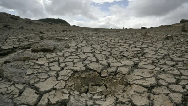 Honduras declara en alerta casi el 80 % de su territorio por la sequía y El Niño Honduras declara en alerta casi el 80 % de su territorio por la sequía y El Niño