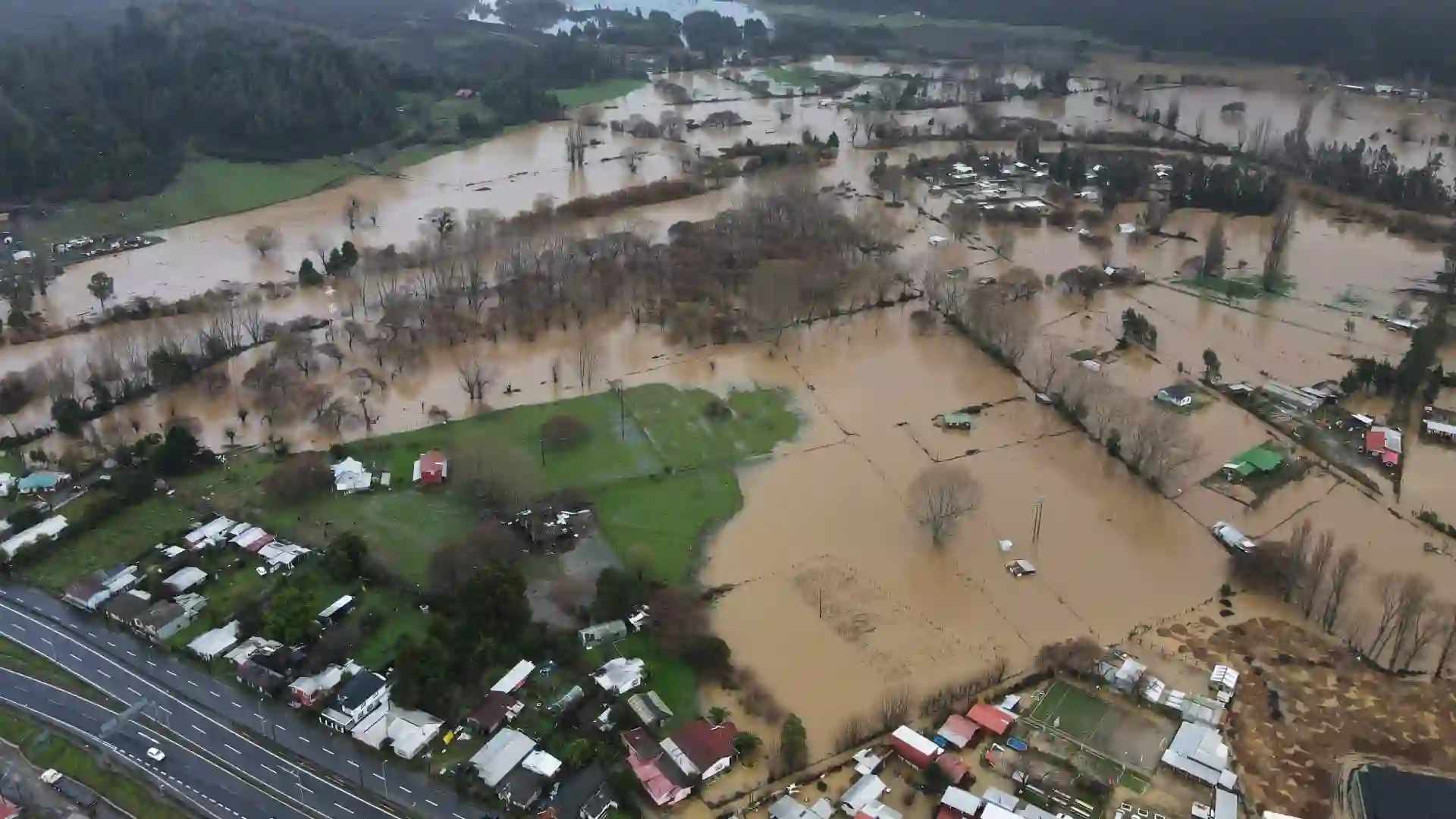 Chile decreta estado de excepción por las fuertes lluvias que tiene inundado el norte