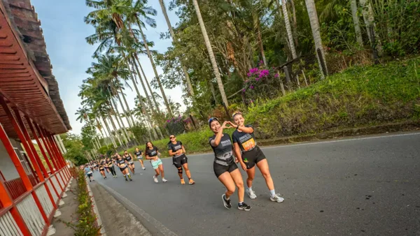 La Media Maratón Entre Montañas correrá por la reconstrucción del Quindío La Media Maratón Entre Montañas correrá por la reconstrucción del Quindío