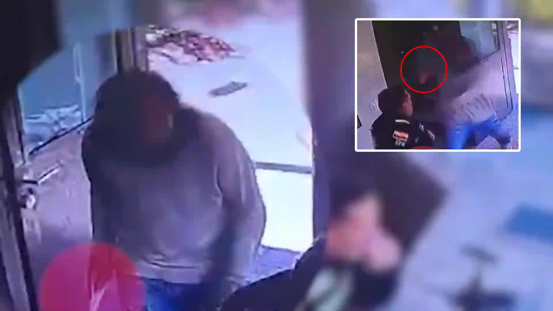 ¿Quién era el hombre que intentó degollar con cuchillo a un policía dentro de un CAI en Bogotá?