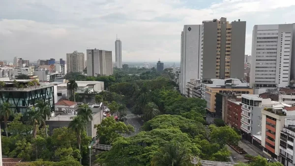 Cali y el Valle siguen en pie: hoteles mantienen capacidad para recibir visitantes y eventos Cali y el Valle siguen en pie: hoteles mantienen capacidad para recibir visitantes y eventos