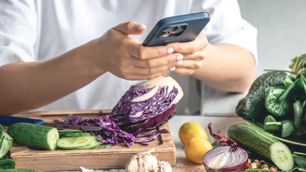 Dos de cada tres personas han probado dietas virales: ¿qué riesgos tienen? Dos de cada tres personas han probado dietas virales: ¿qué riesgos tienen?