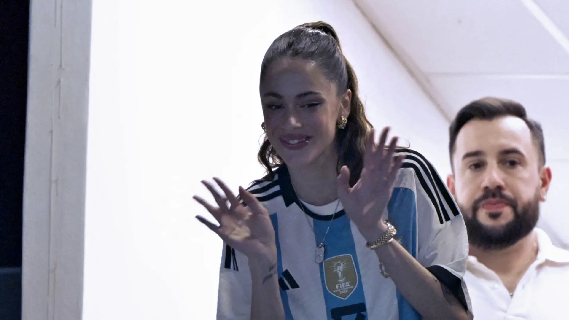 Tini no tiene control sobre su patromonio.