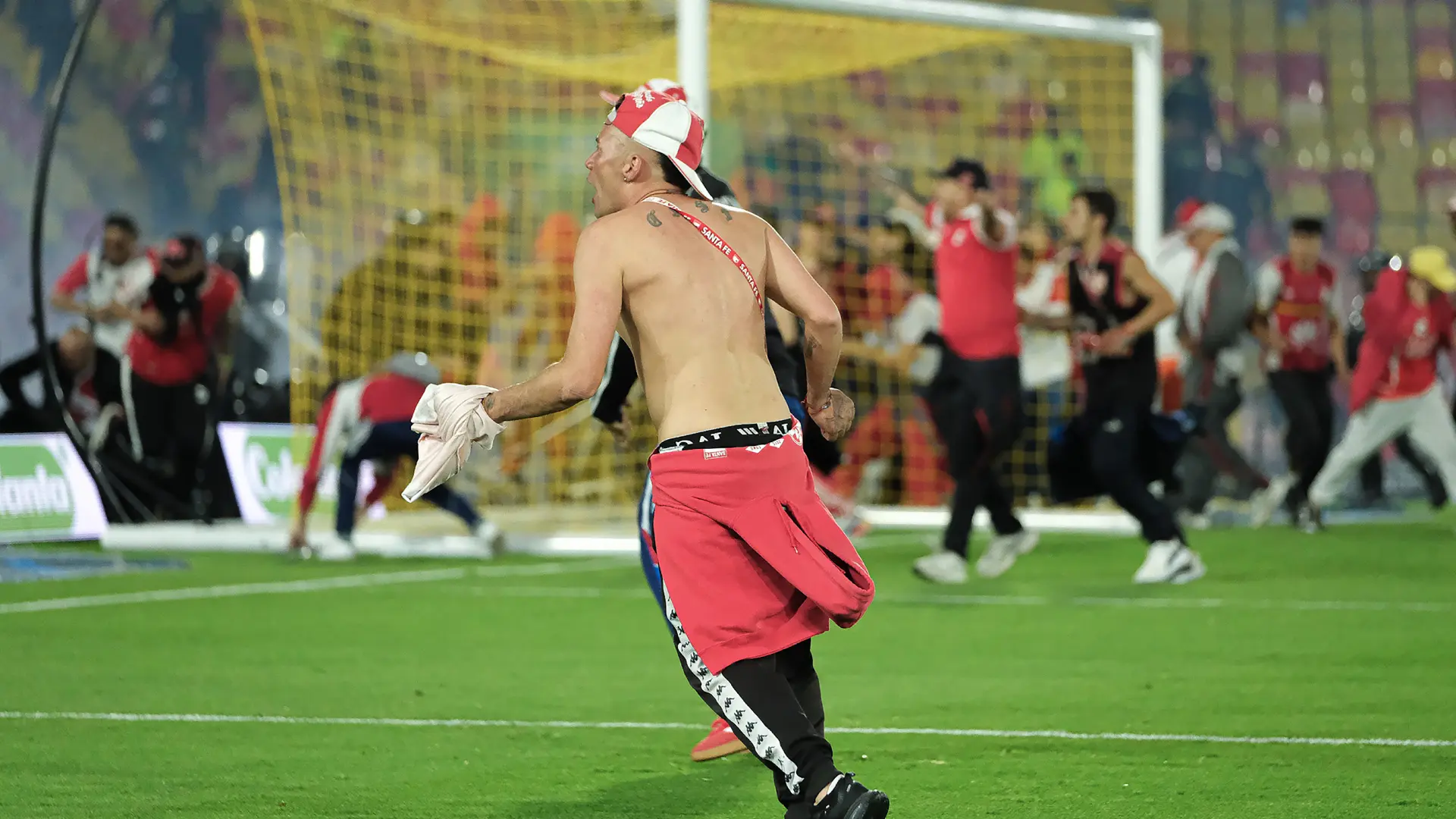 Batalla campal Santa Fe América de Cali Bogotá
