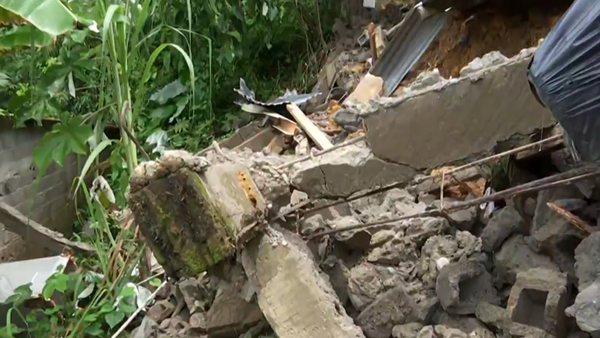 Lluvias torrenciales en Chocó arrasaron estructuras que quedaron en pie tras el sismo Lluvias torrenciales en Chocó arrasaron estructuras que quedaron en pie tras el sismo