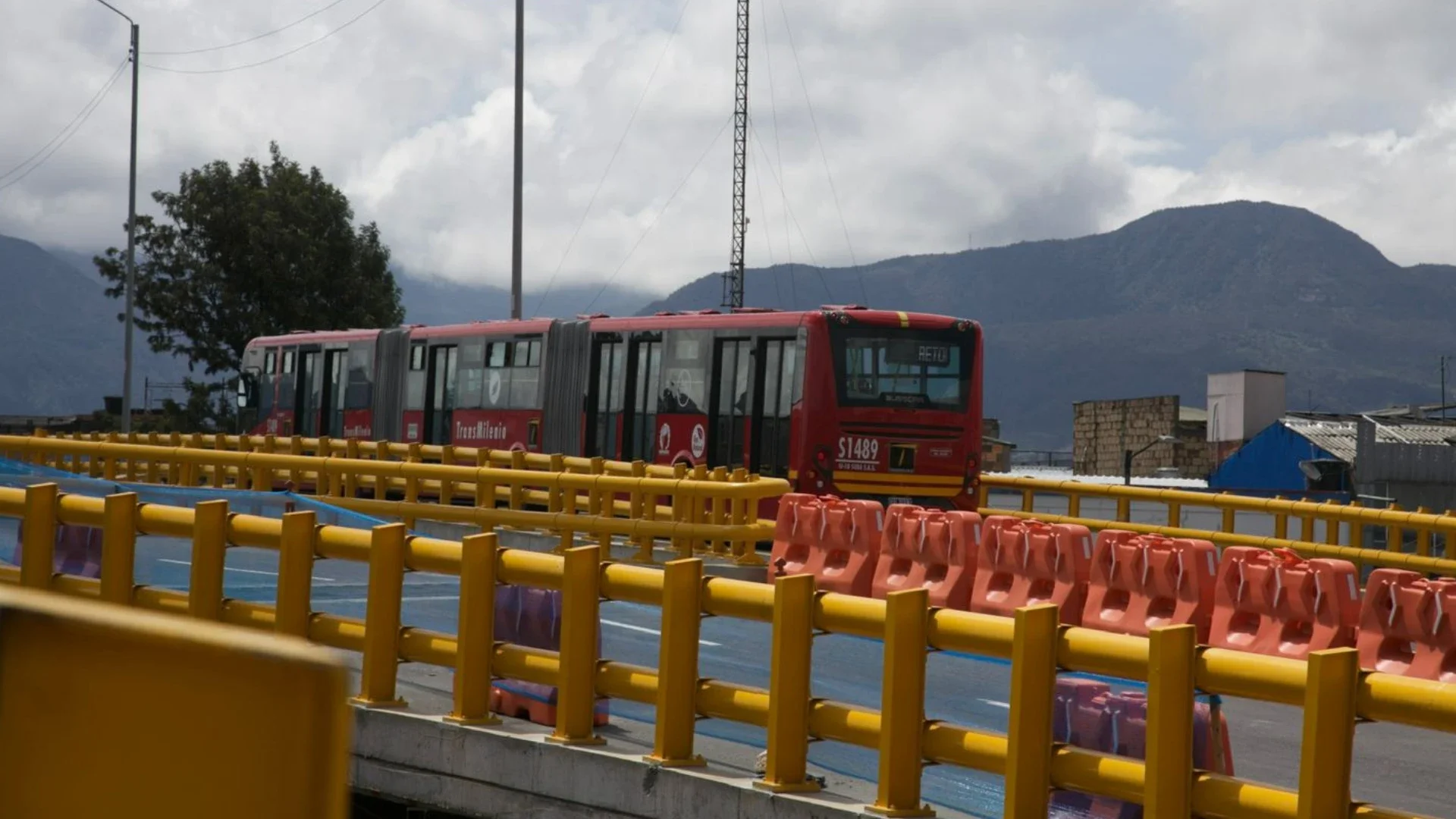 Puente Venecia en Bogotá.