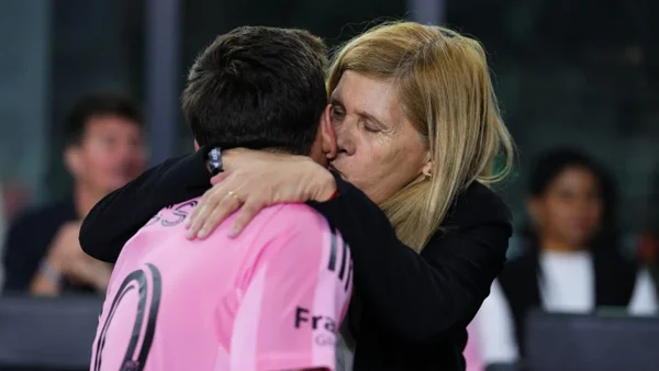 Desgarradora reacción de la mamá de Lionel Messi tras su retiro de la Selección Argentina Desgarradora reacción de la mamá de Lionel Messi tras su retiro de la Selección Argentina
