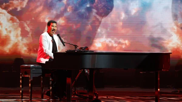 Lionel Richie, el reconocido cantante de Estados Unidos, fue hospitalizado en UCI Lionel Richie, el reconocido cantante de Estados Unidos, fue hospitalizado en UCI