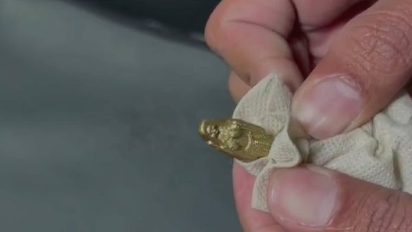 Delincuente creyó que una imagen de la Santa Muerte en su chaleco lo protegería, pero fue capturado en Bogotá