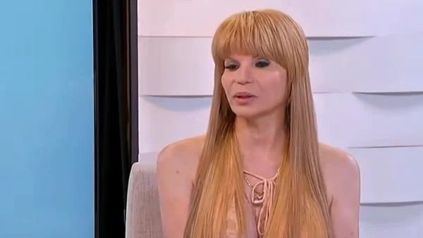 "Fuerte": Mhoni Vidente rompió el silencio y dio detalles de una categórica predicción "Fuerte": Mhoni Vidente rompió el silencio y dio detalles de una categórica predicción
