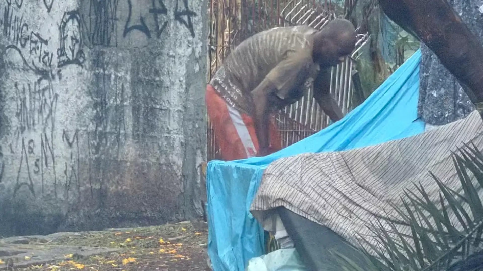 Exfutbolista brasilero vive en las calles por adicción al crack.