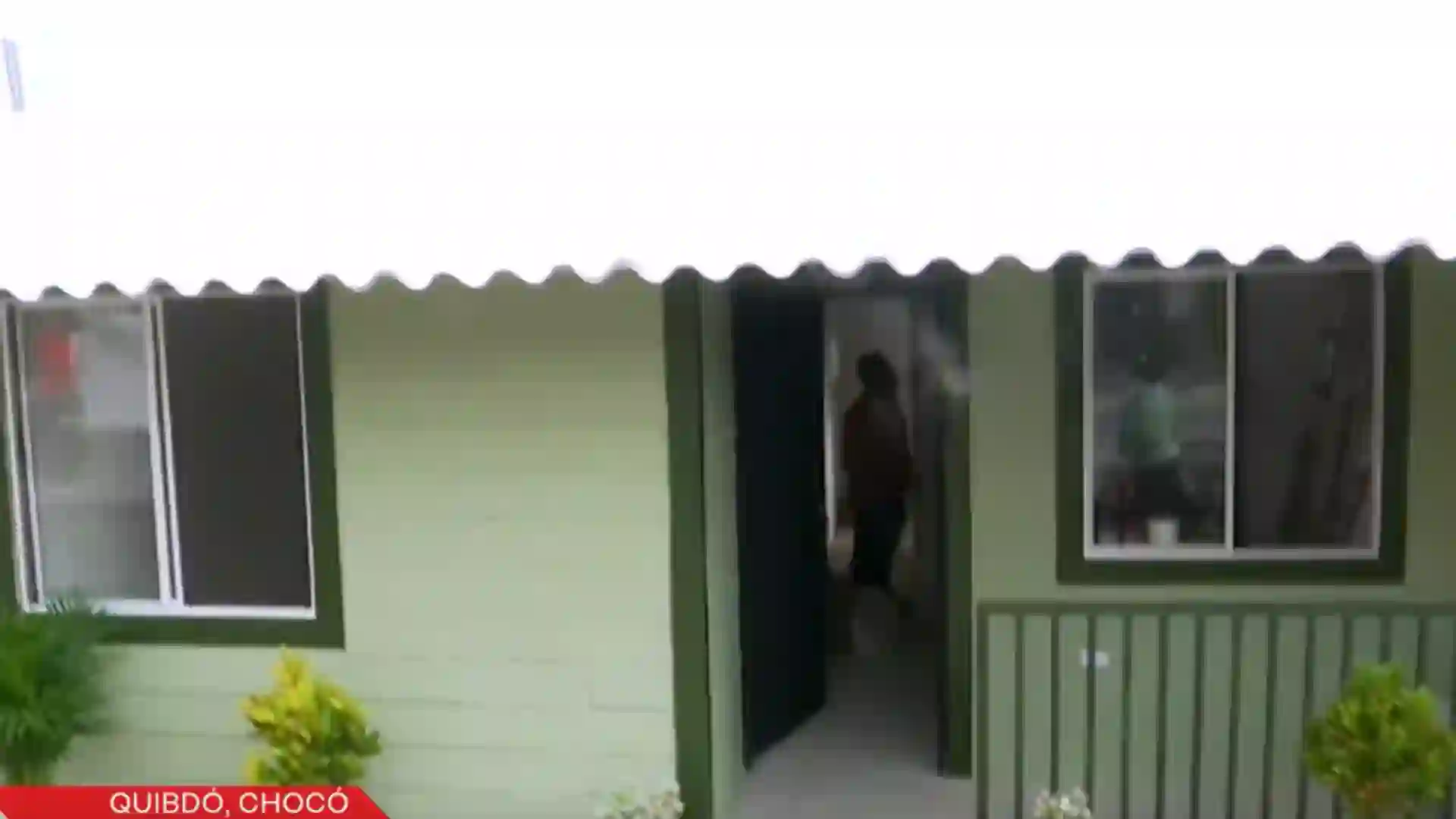 Así es la primera casa entregada a una familia damnificada por el terremoto en Chocó