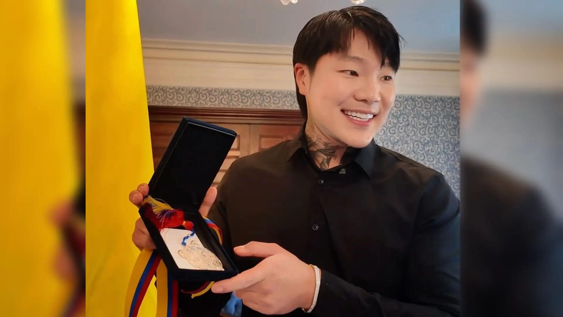 Zion Hwang Cancillería