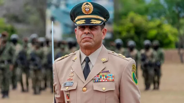 El escandaloso caso que presuntamente protagonizó el general Mejía para favorecer a un narco El escandaloso caso que presuntamente protagonizó el general Mejía para favorecer a un narco