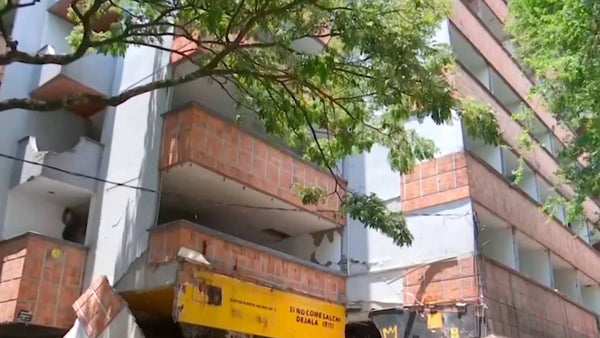 Reconstrucción tras el terremoto: Cali y Risaralda enfrentan la demolición y el largo camino de recuperación Reconstrucción tras el terremoto: Cali y Risaralda enfrentan la demolición y el largo camino de recuperación