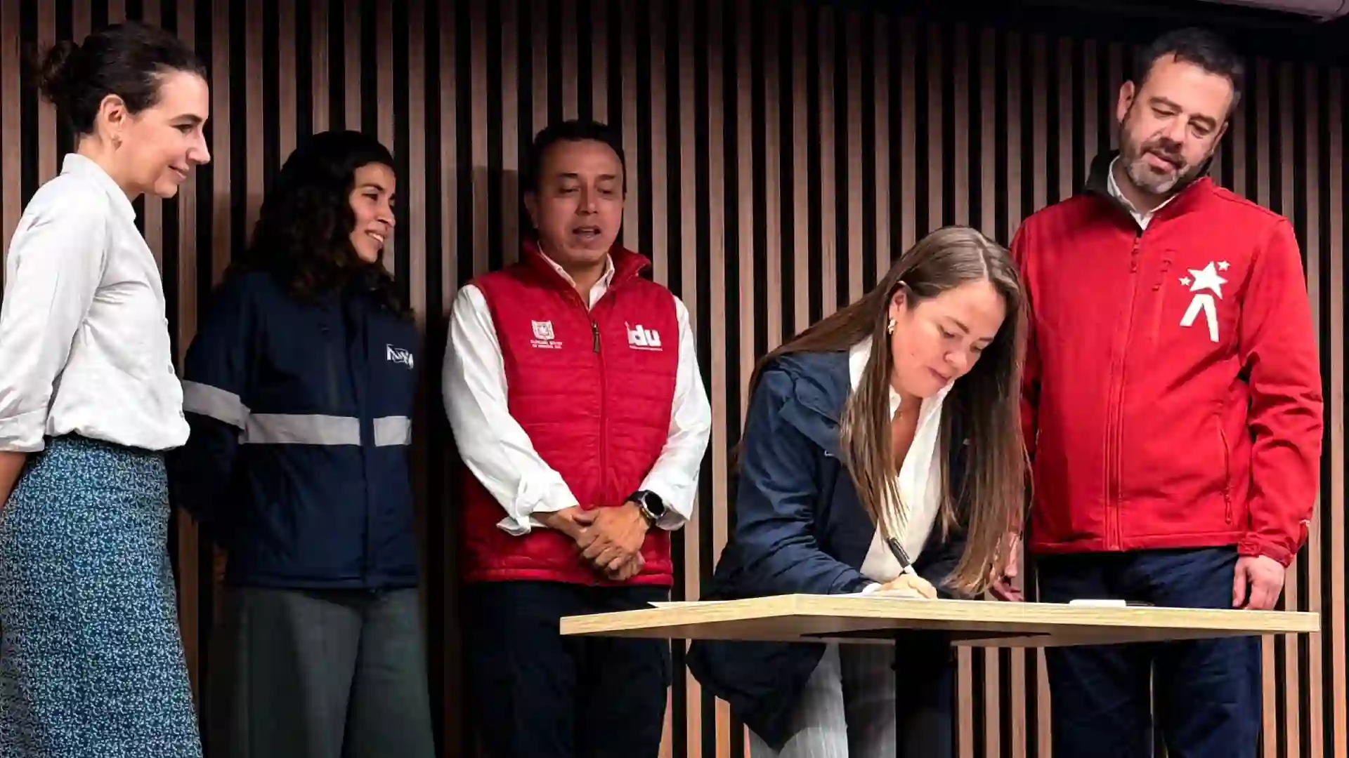 Firman convenio para estructurar nueva vía entre Funza y Bogotá por la Avenida La Esperanza