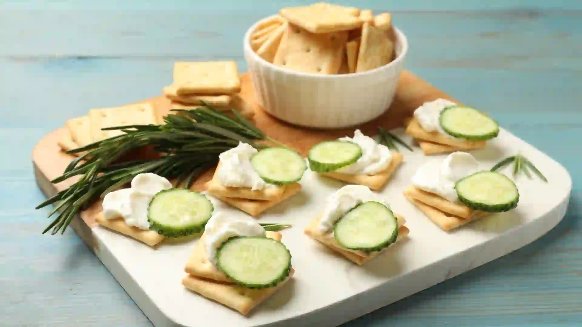 Cinco recetas de pasabocas fáciles y rápidos con galletas saladas