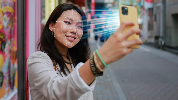En China ya venden su rostro a la IA: ¿cuánto pueden ganar? En China ya venden su rostro a la IA: ¿cuánto pueden ganar?