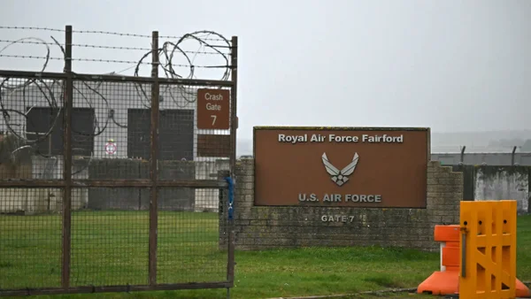 Investigan posible vínculo de Irán con presunto plan de ataque contra base militar en Inglaterra Investigan posible vínculo de Irán con presunto plan de ataque contra base militar en Inglaterra