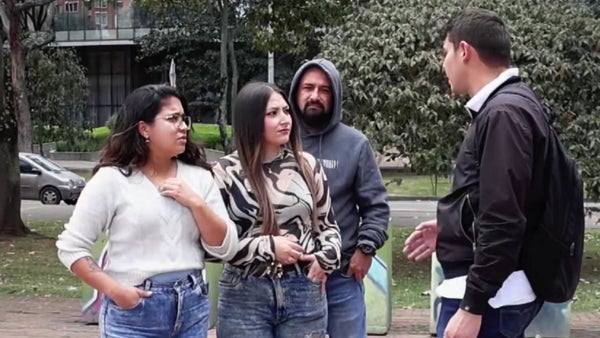 Autoridades revelaron cómo delincuentes lo pueden robar con solo una conversación: esto debe evitar