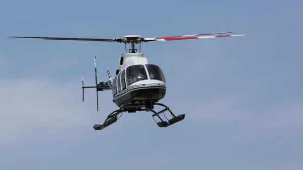 Helicóptero de evacuación médica se accidentó y cayó al mar frente a California: hay dos muertos Helicóptero de evacuación médica se accidentó y cayó al mar frente a California: hay dos muertos