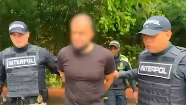 Capturan en Medellín a alias Gemelo, cabecilla narco de Costa Rica buscado por Interpol Capturan en Medellín a alias Gemelo, cabecilla narco de Costa Rica buscado por Interpol