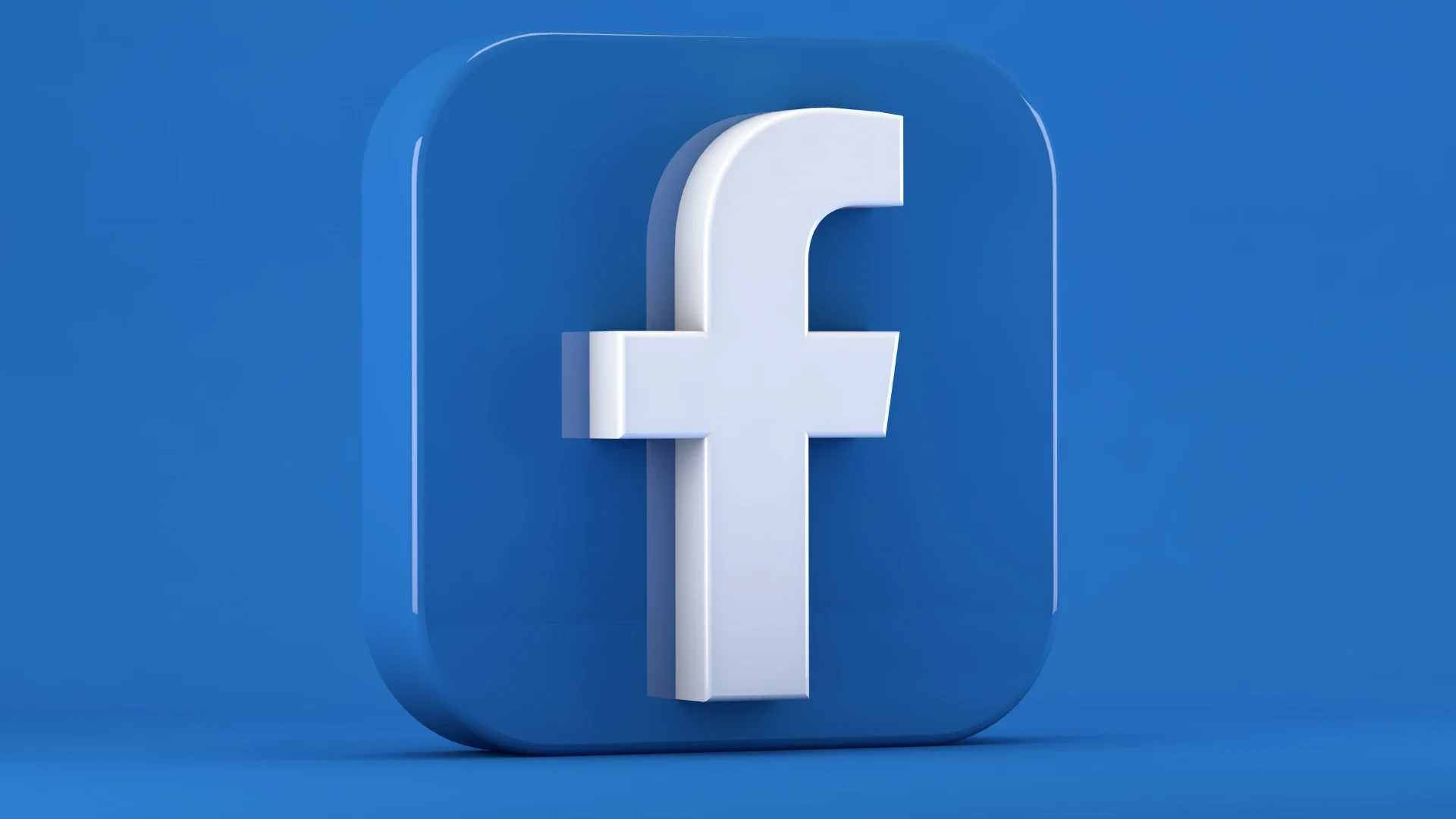 Facebook lanza Forum.
