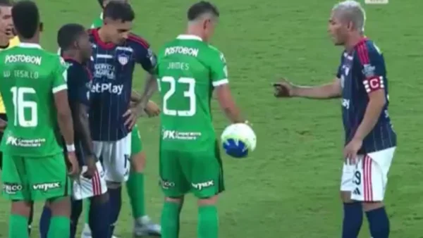 Teo Gutiérrez también rompió el silencio tras la derrota vs. Nacional y el fuerte cruce con James Rodríguez