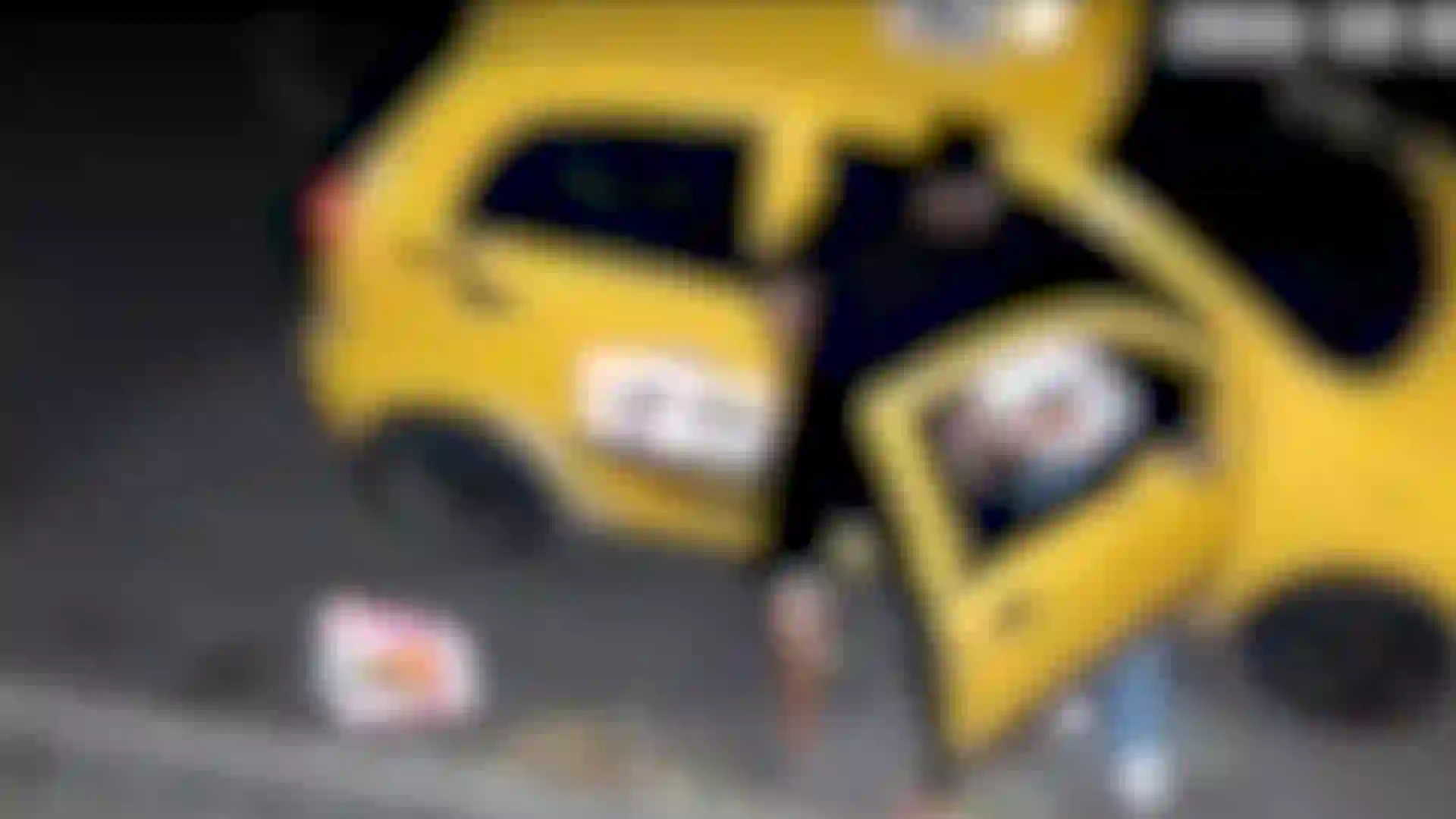 VIDEO registró la salvaje golpiza de un taxista a una mujer en Cúcuta dentro de su carro
