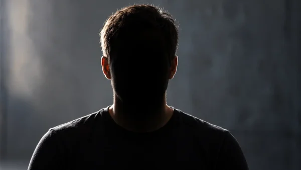 ¡Camilo Cifuentes, el reconocido influencer de Colombia, se dejó ver! ¿Mostró su rostro?
