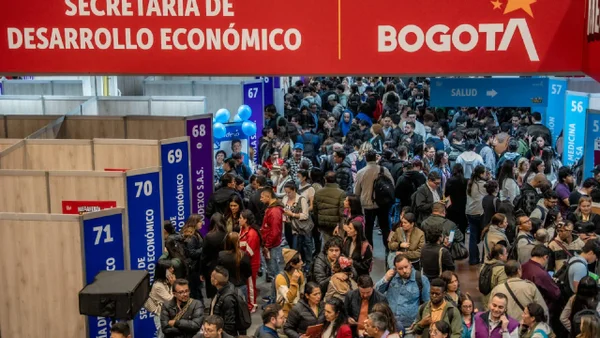 Más de 18.000 vacantes en la cuarta Megaferia de empleo de Bogotá: inscripciones ya están abiertas Más de 18.000 vacantes en la cuarta Megaferia de empleo de Bogotá: inscripciones ya están abiertas