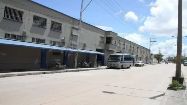 Atacan a tiros la fachada de la cárcel La Modelo de Barranquilla: investigan posible atentado