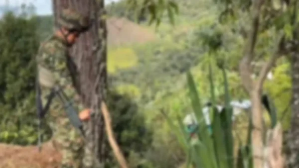 Tormenta eléctrica detonó explosivos que habrían sido instalados por disidencias de Iván Mordisco en Cauca Tormenta eléctrica detonó explosivos que habrían sido instalados por disidencias de Iván Mordisco en Cauca