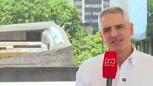 Gobernador de Antioquia habló de los subsidios de vivienda y la lucha contra el crimen Gobernador de Antioquia habló de los subsidios de vivienda y la lucha contra el crimen