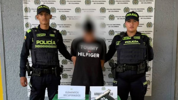 Capturan en Suba a presunto ladrón que hirió a un ciudadano con arma traumática tras un robo Capturan en Suba a presunto ladrón que hirió a un ciudadano con arma traumática tras un robo
