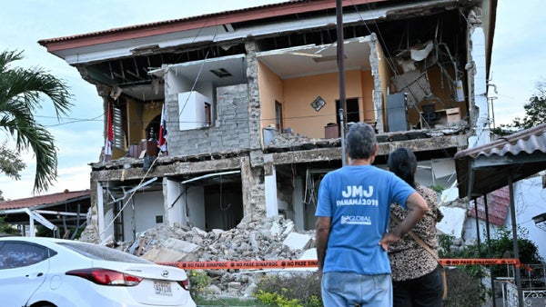 "El desastre es grande": Panamá evalúa daños tras terremoto de 7,6