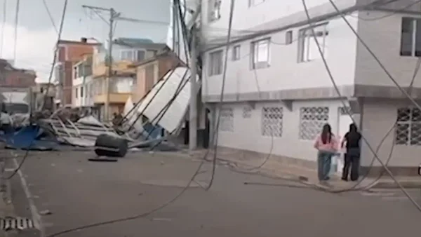 Vendavales e inundaciones: fuertes lluvias provocaron emergencias en Funza y Soacha Vendavales e inundaciones: fuertes lluvias provocaron emergencias en Funza y Soacha